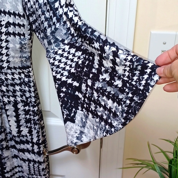 Calvin Klein Dress NWT - Picture 3 of 7